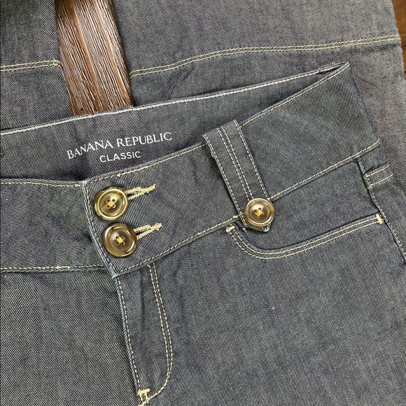 Banana Republic Classic Denim Capris - Picture 8 of 12